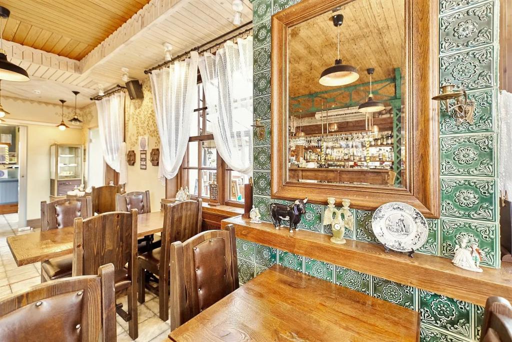 Heuriger  Hotel 3*