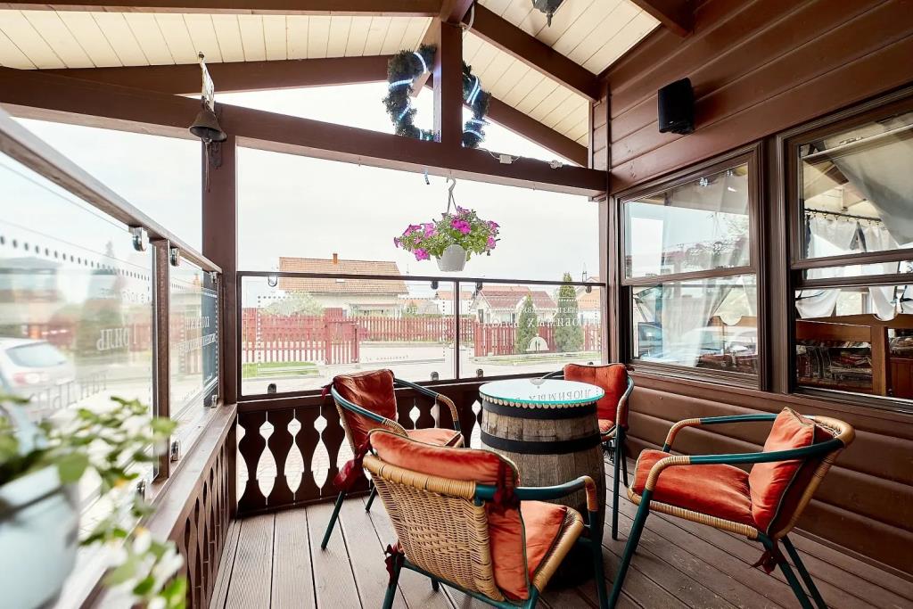 Heuriger  Hotel 3*