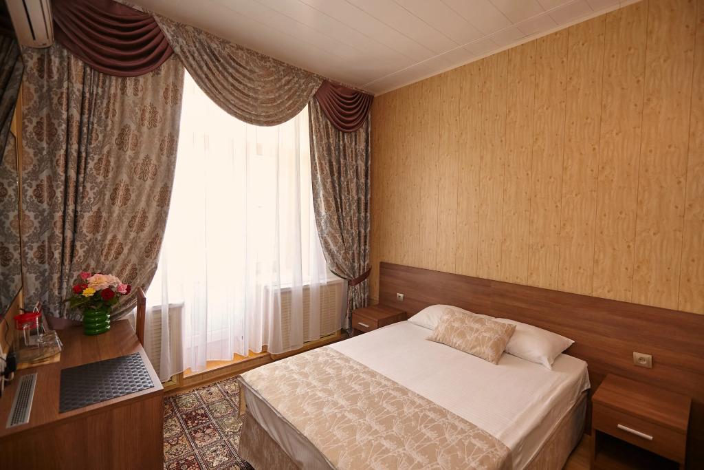 Tsentral'naya Hotel 3*