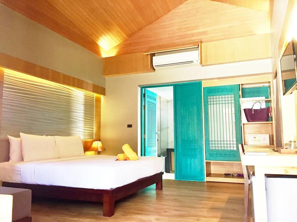 Villas Residence By Weekender Resort 3*