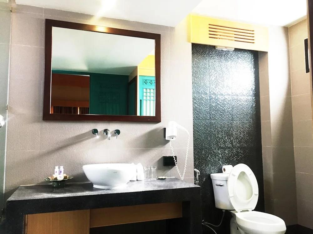 Villas Residence By Weekender Resort 3*