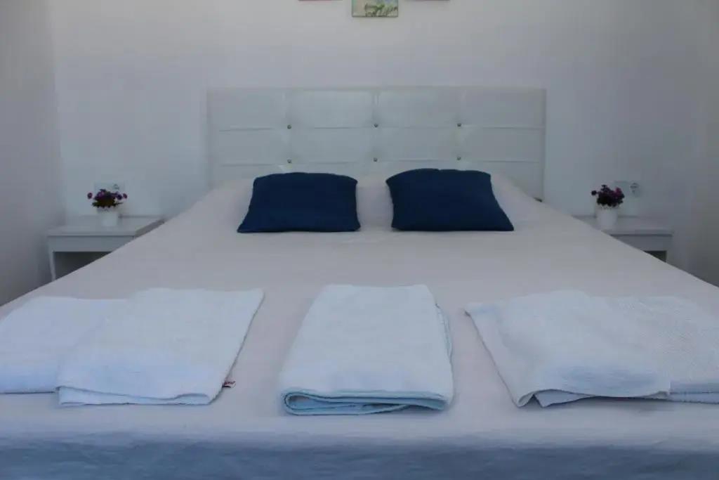 Mavi Pansiyon & Restaurant Butik-Hotel 2*