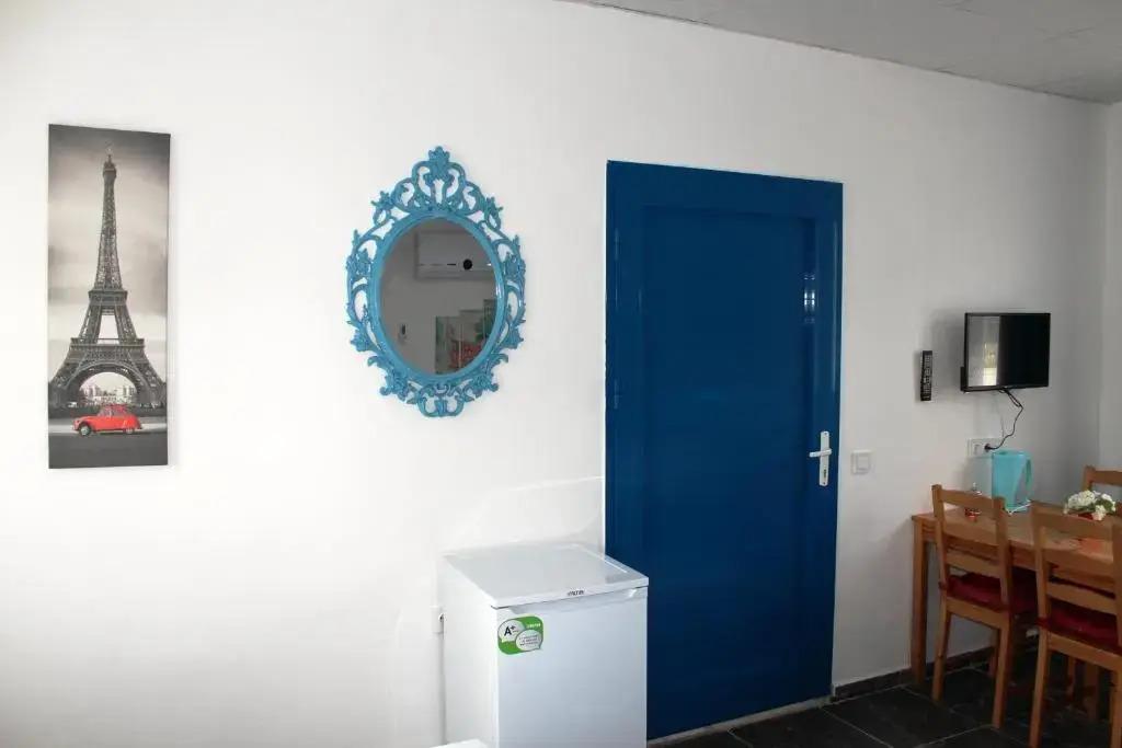 Mavi Pansiyon & Restaurant Butik-Hotel 2*