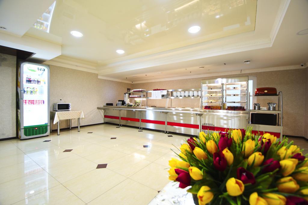 AsTerias Hotel 0*