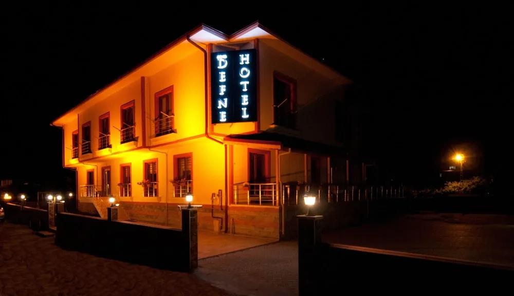 Defne Hotel 0*