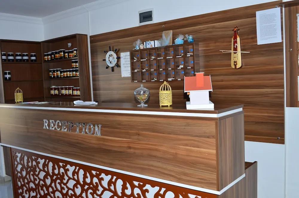 Defne Hotel 0*