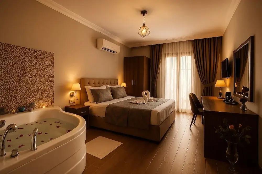 Defne Hotel 0*