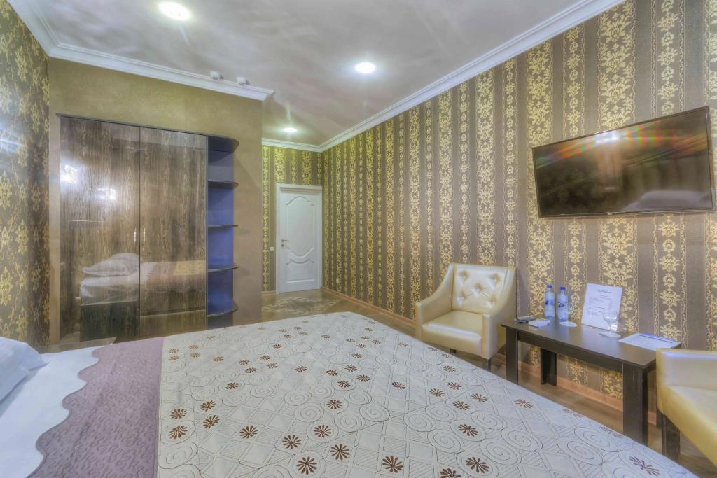 Kapriz Hotel 0*