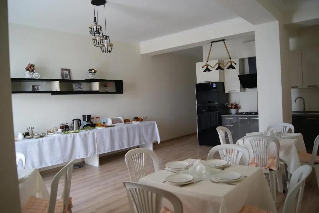 Vazi Aparthotel 0*