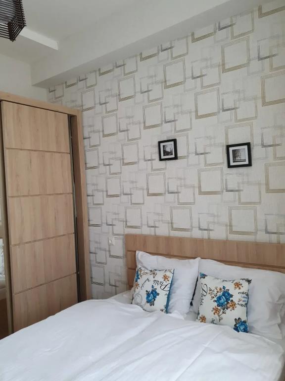 Vazi Aparthotel 0*