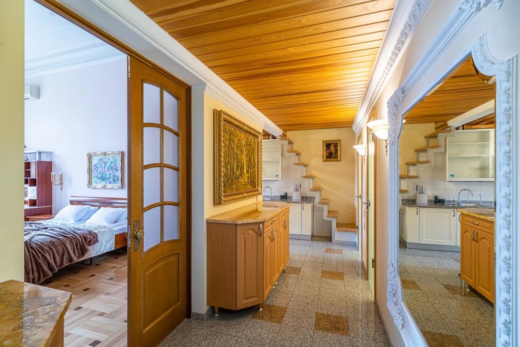 Bolshaya Konyushennaya 3 Apartments 0*