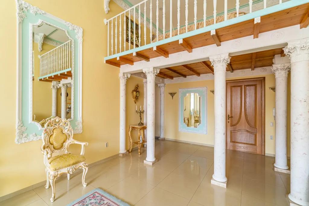 Bolshaya Konyushennaya 3 Apartments 0*