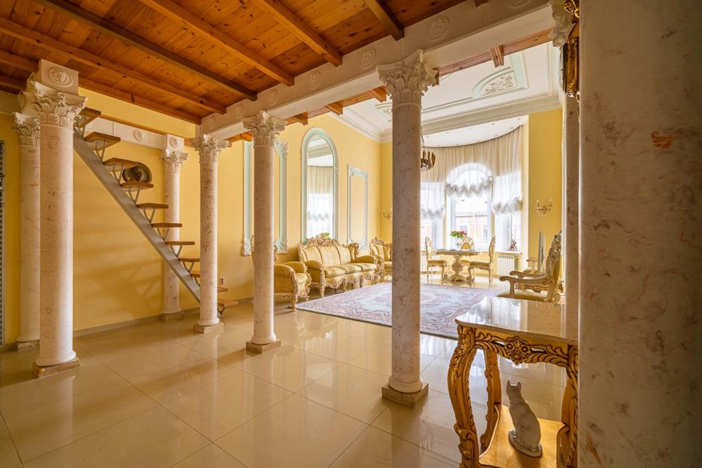 Bolshaya Konyushennaya 3 Apartments 0*