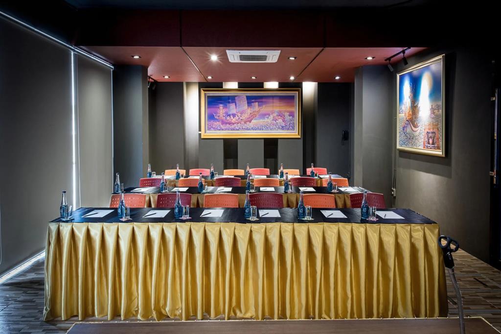 Mandy Nok Hotel 3*