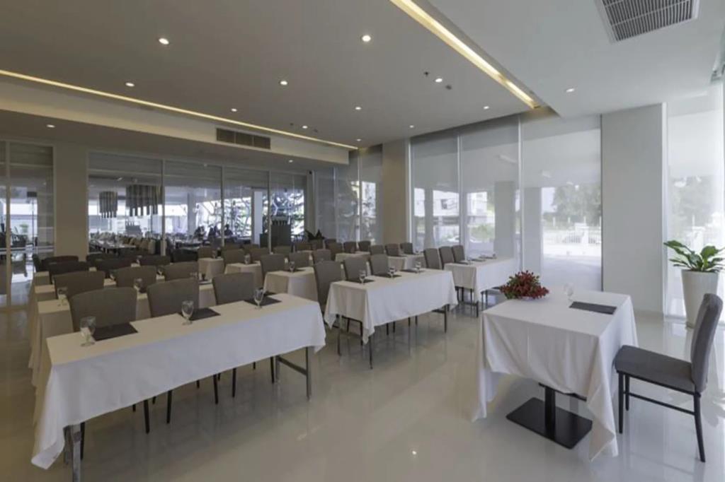 Kantary Hotel & Serviced Apartments Amata, Bangpakong 4*