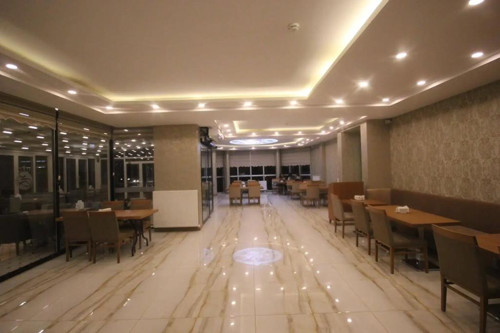 Garden Zara Hotel 3*