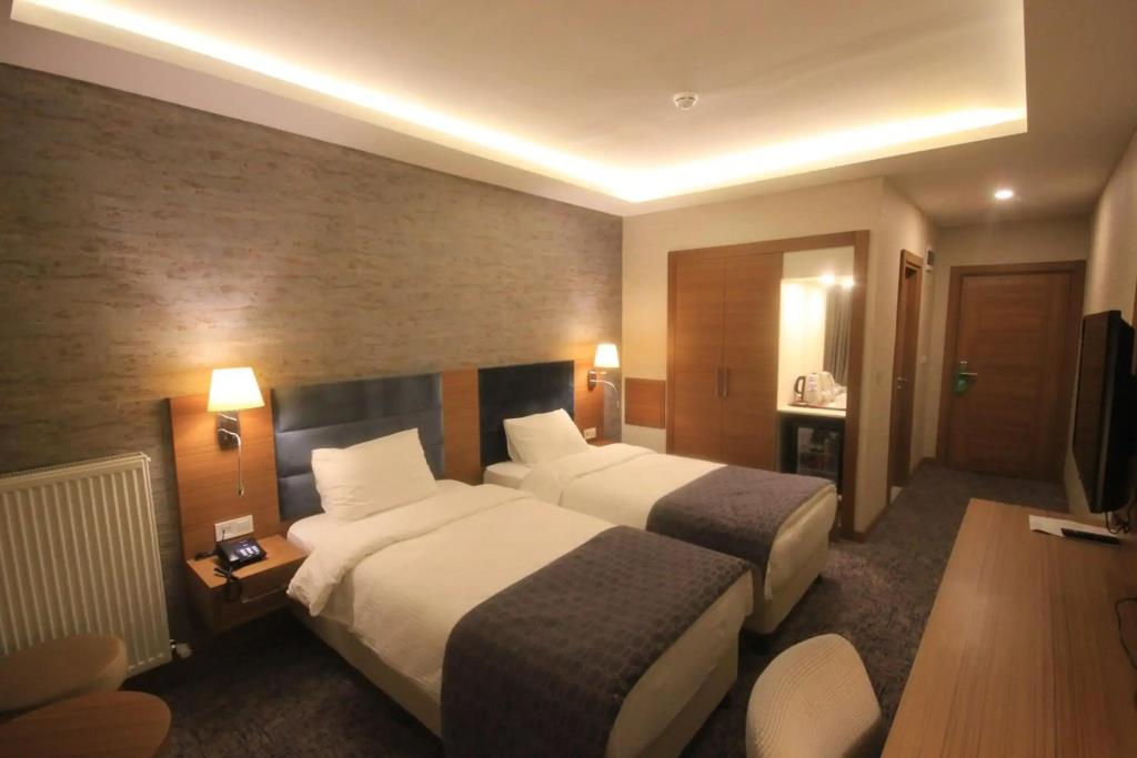 Garden Zara Hotel 3*