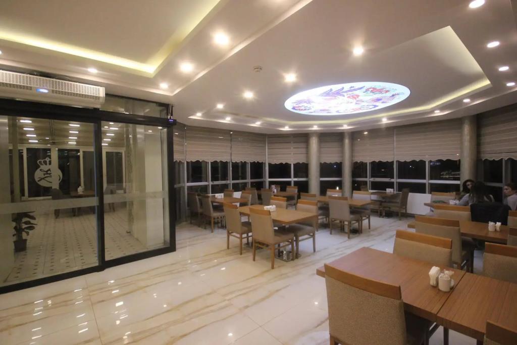 Garden Zara Hotel 3*