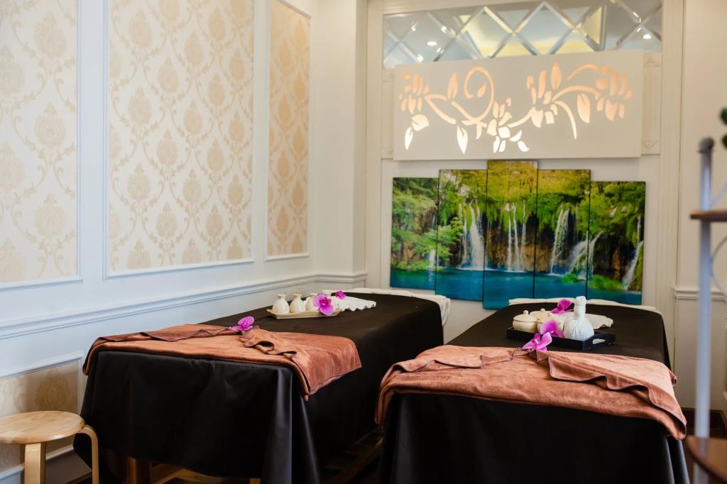 Hanoi Cristina Hotel & Travel 3*