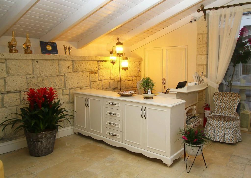 Salbakos Herakleia Hotel 0*