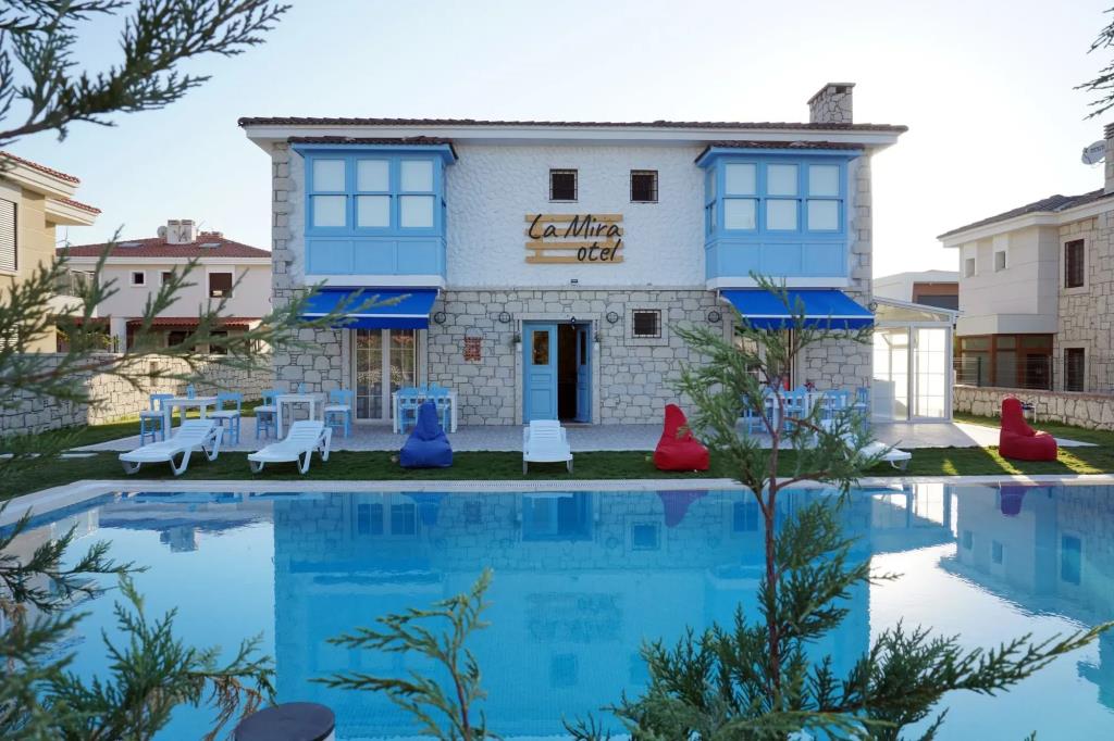 La Mira Hotel Alacati 0*