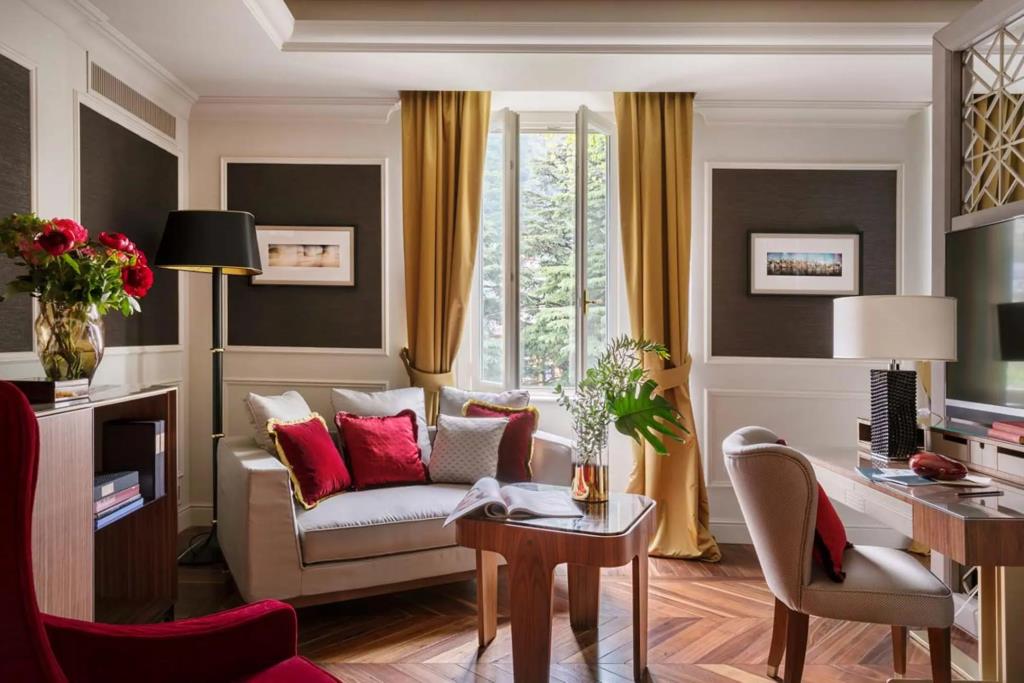 Vista Palazzo Lago Di Como 5*