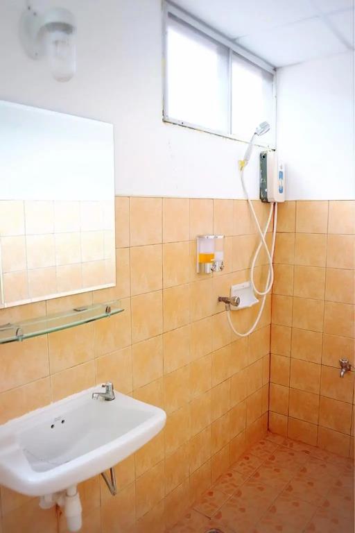 Yen Aura Boutique Hotel 2*
