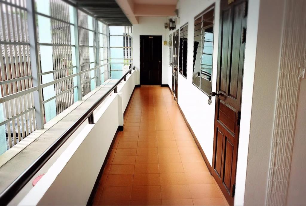 Yen Aura Boutique Hotel 2*