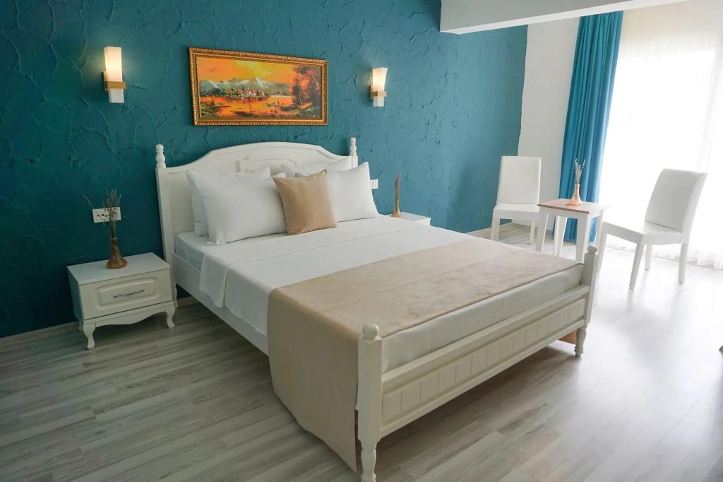 Alacat? 716 Hotel 0*