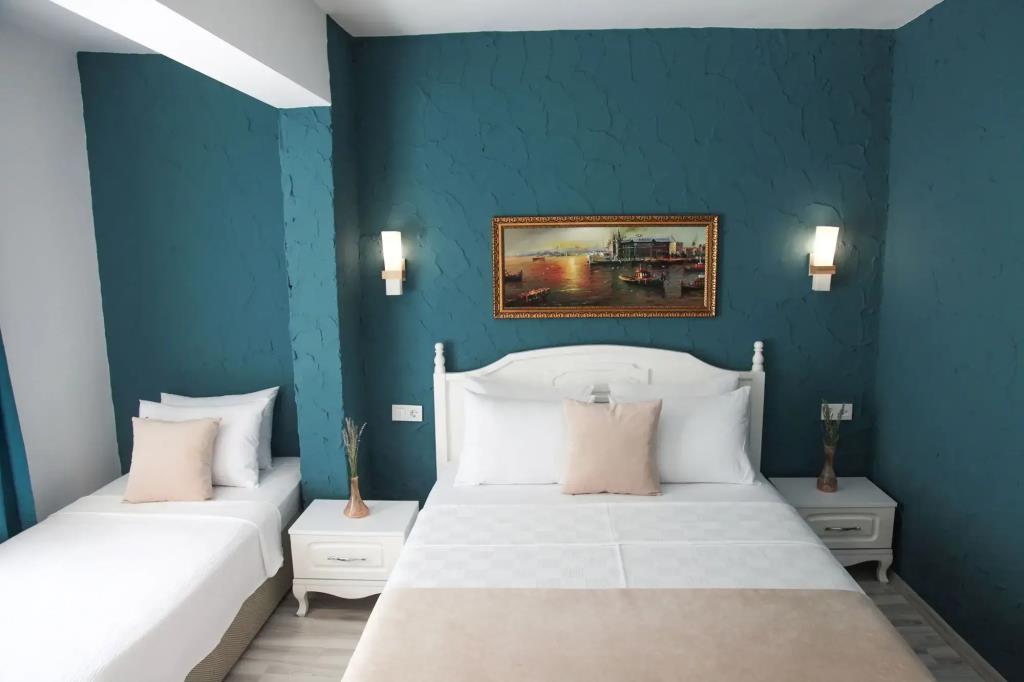 Alacat? 716 Hotel 0*