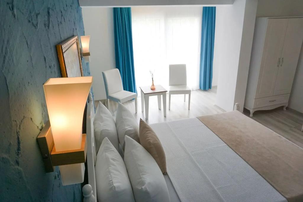 Alacat? 716 Hotel 0*