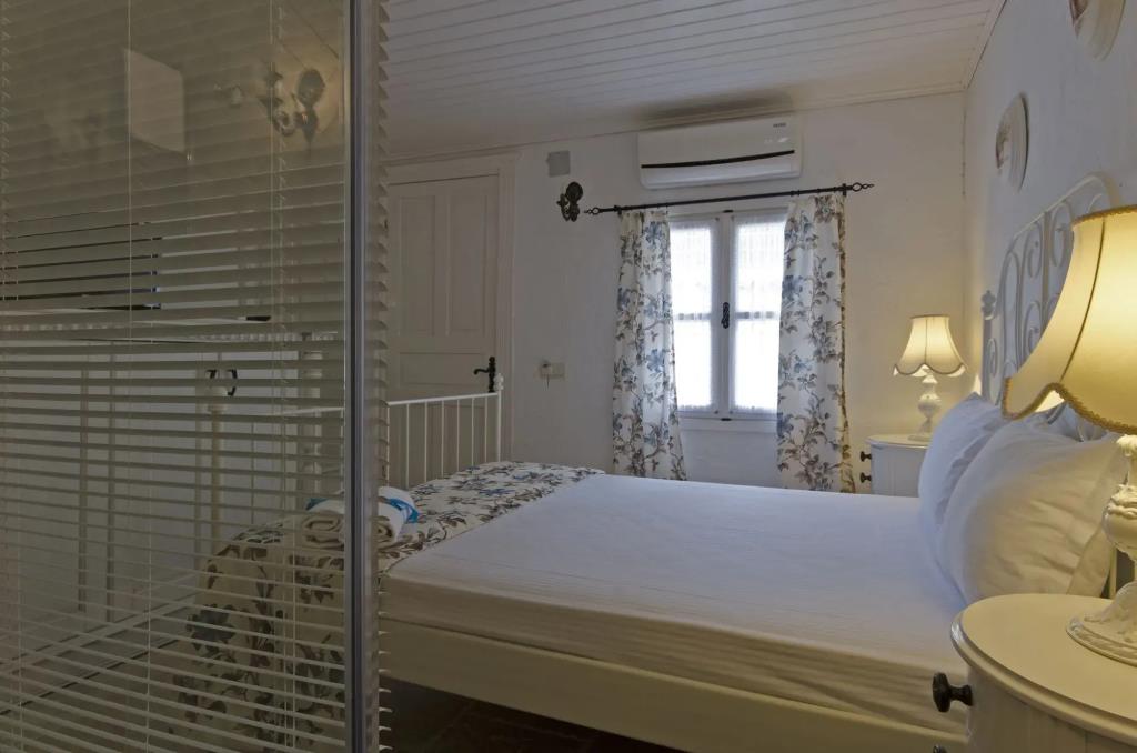 Alacati Roka Tas Otel 0*