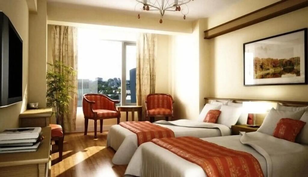 Hanh Phuc Hotel 2*