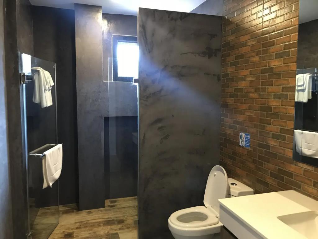 V20boutique Jacuzzi Hotel 4*