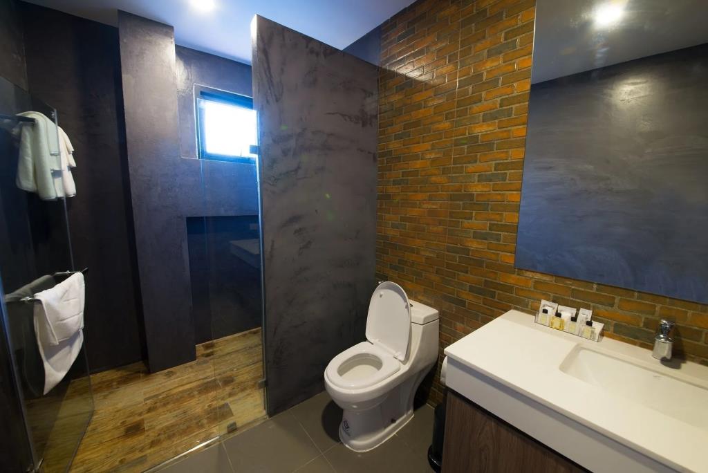V20boutique Jacuzzi Hotel 4*