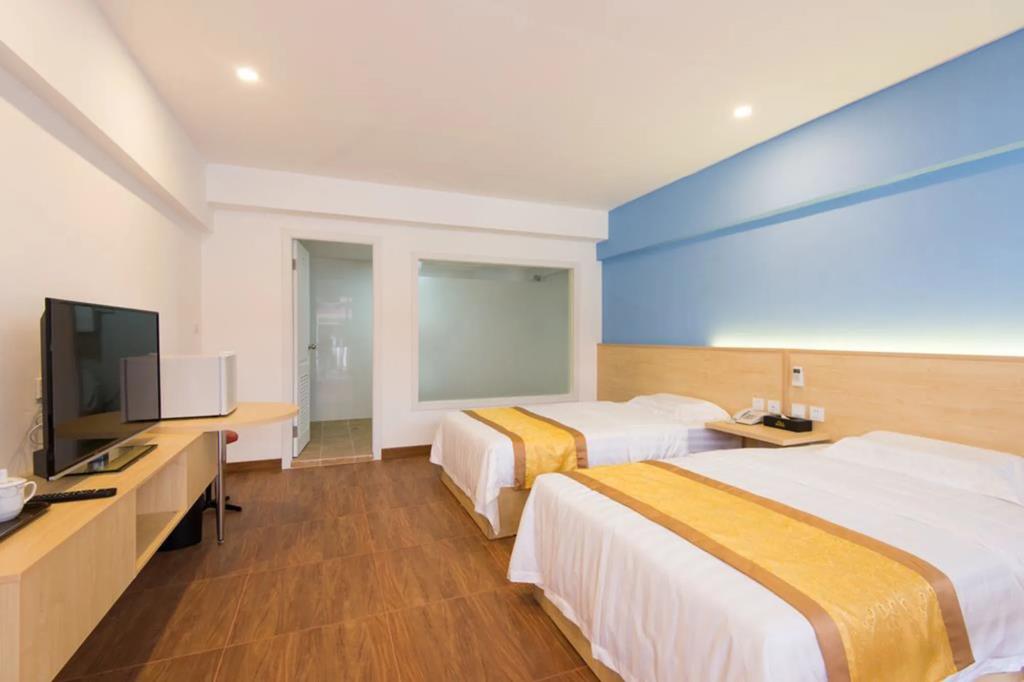 The President Hotel at Chokchai 4 4*