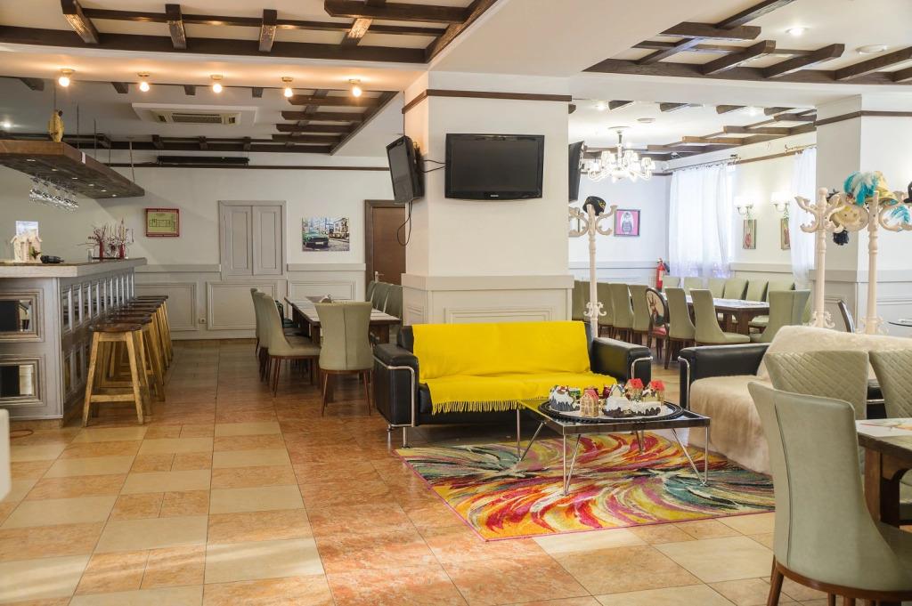 Svet v Okne Hotel 3*