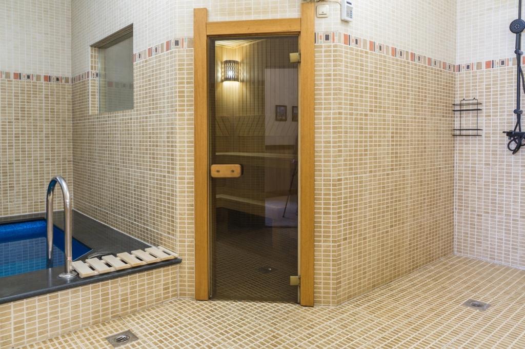 Svet v Okne Hotel 3*