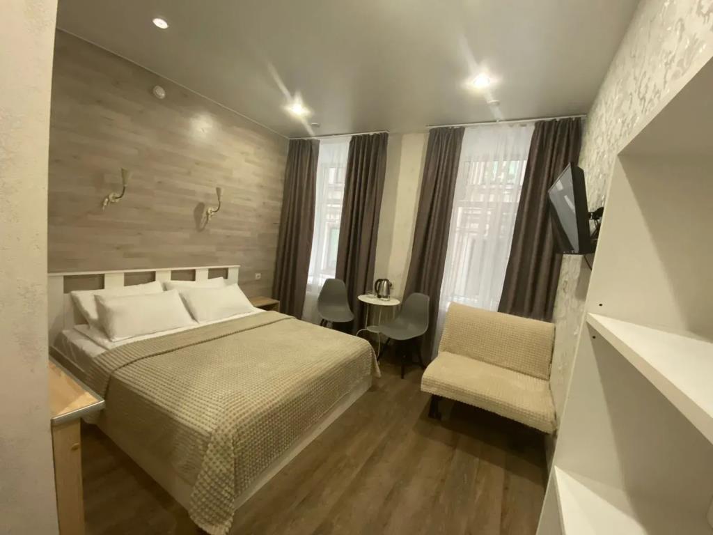 812 Hotel 3*