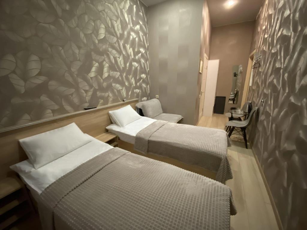 812 Hotel 3*