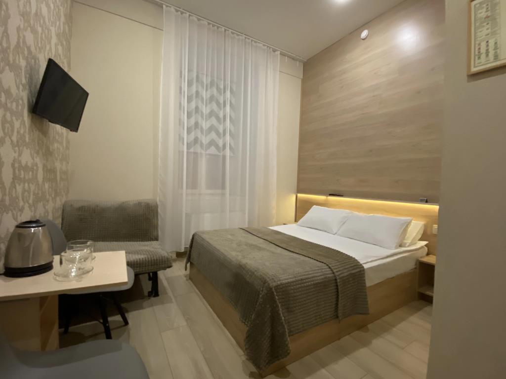 812 Hotel 3*