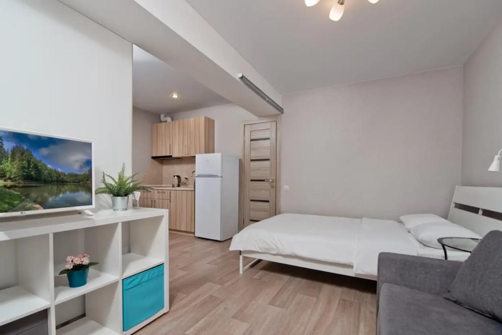 Station Apartments 0*