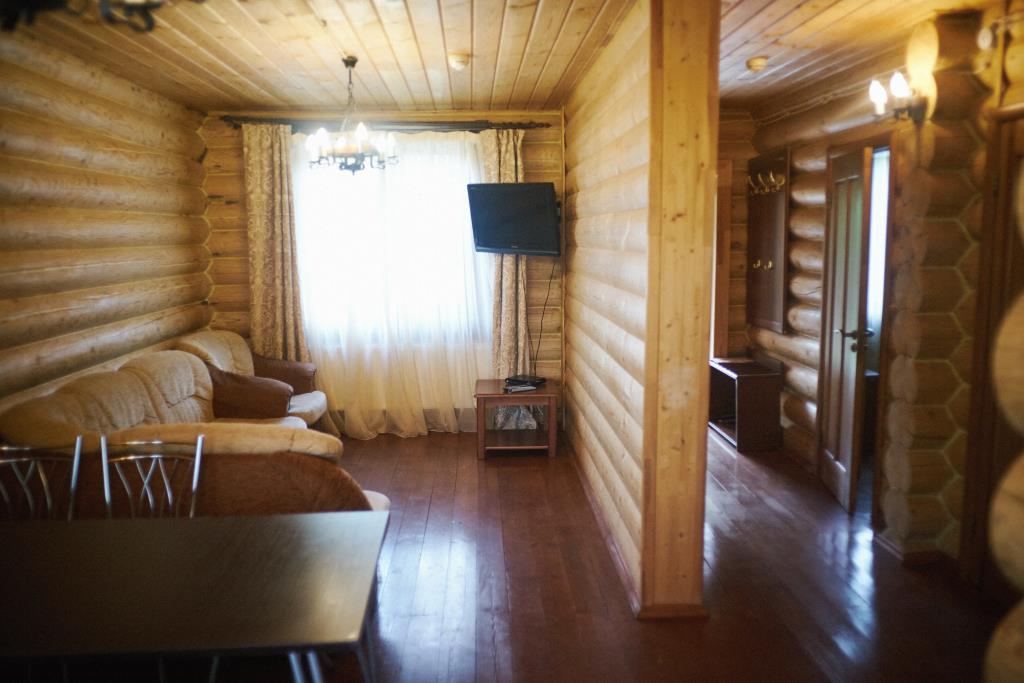 Priokskij Dvorik Hotel 3*