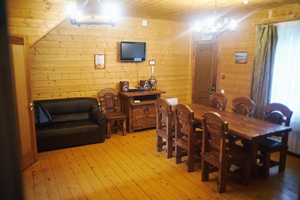 Priokskij Dvorik Hotel 3*