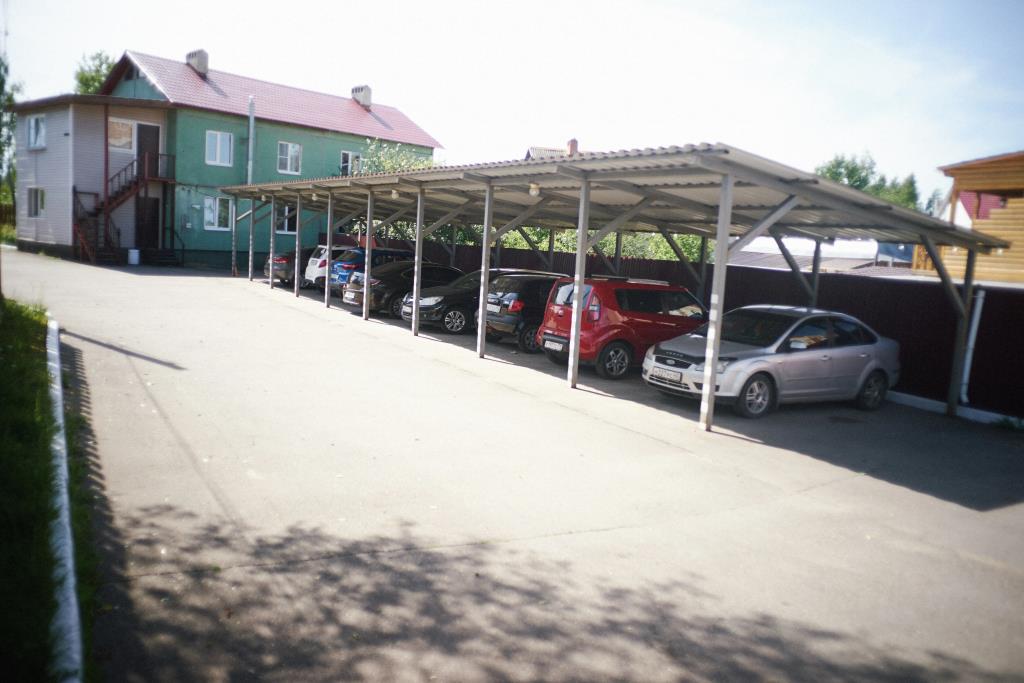Priokskij Dvorik Hotel 3*