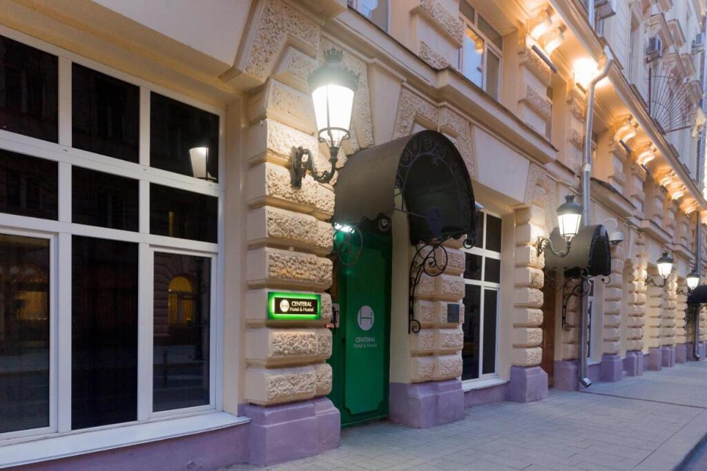 Centeral Hotel 3*