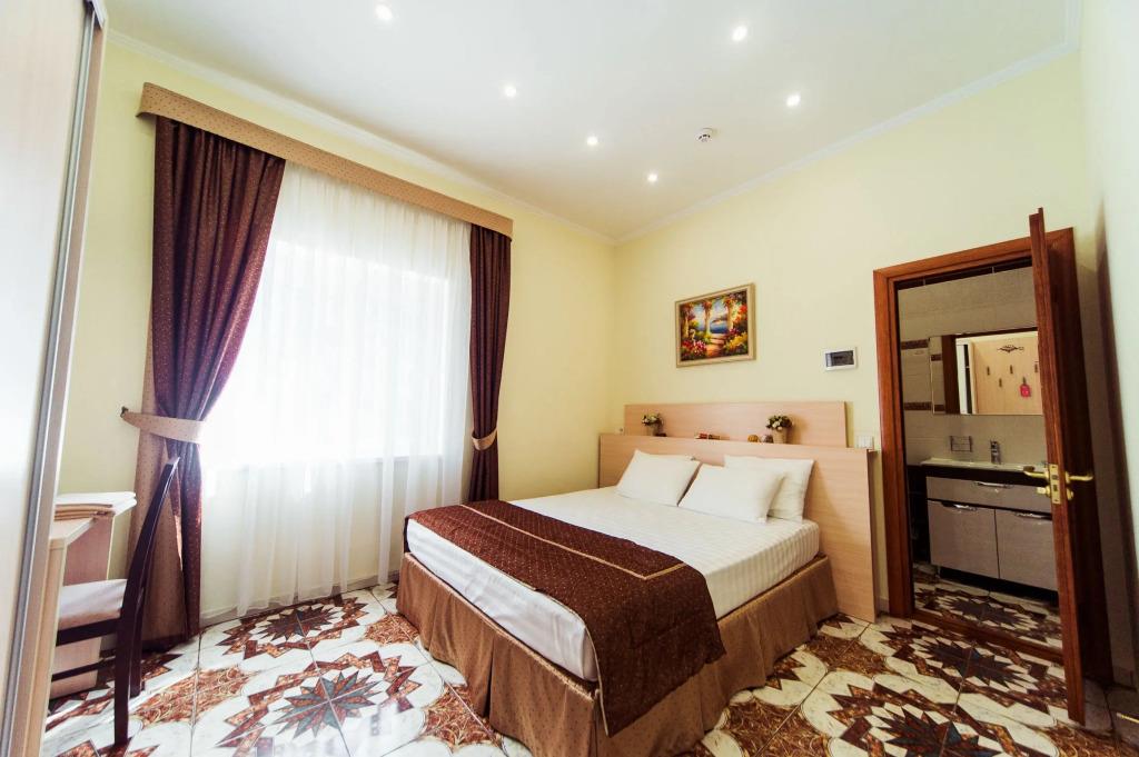 Lermontov Hotel 3*
