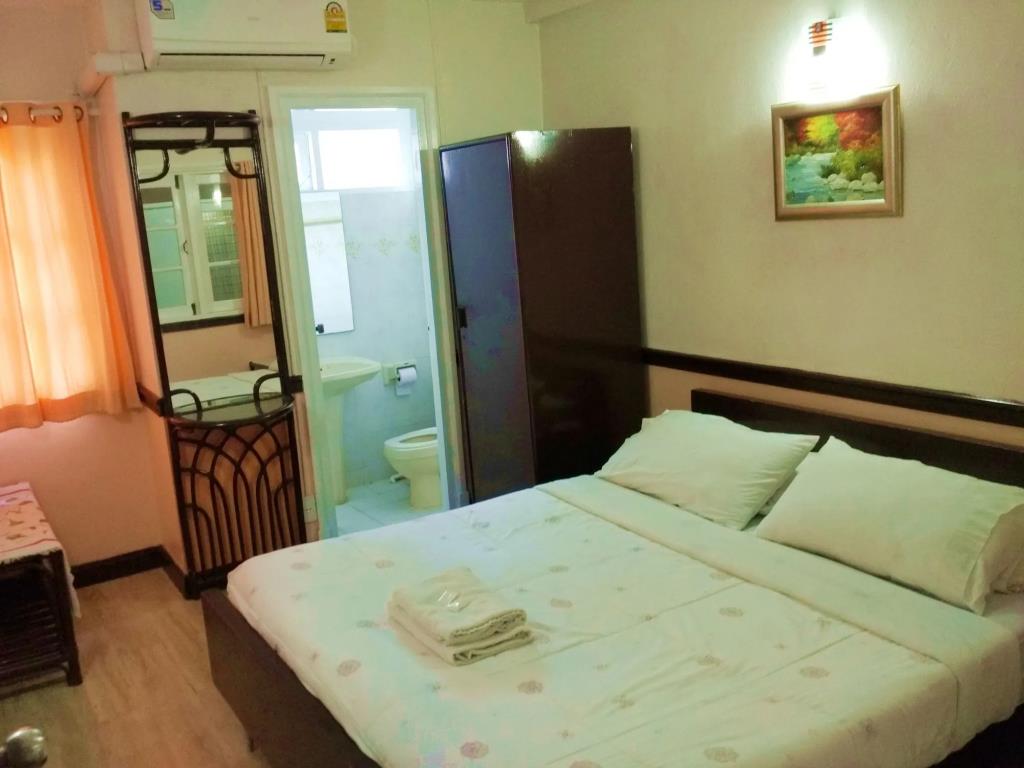 White Lodge Hotel Bangkok 2*