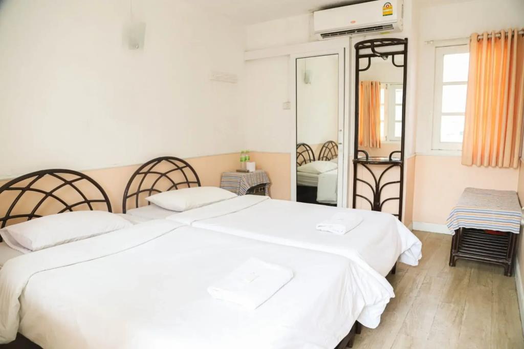 White Lodge Hotel Bangkok 2*