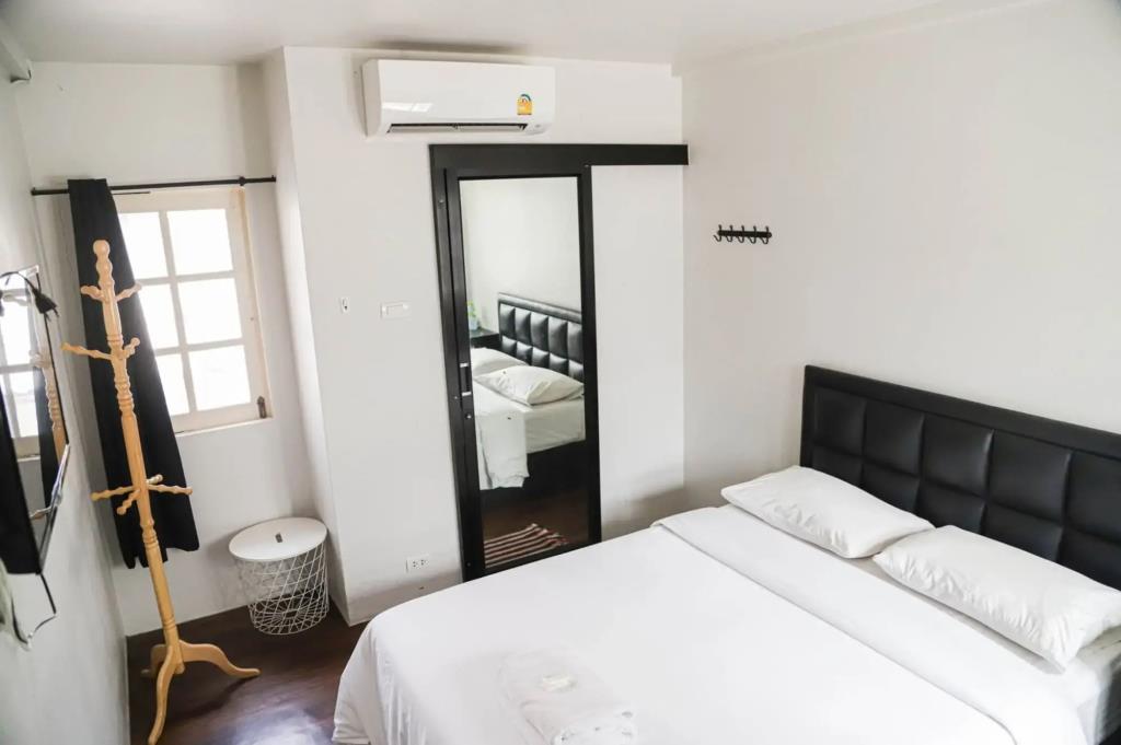 White Lodge Hotel Bangkok 2*